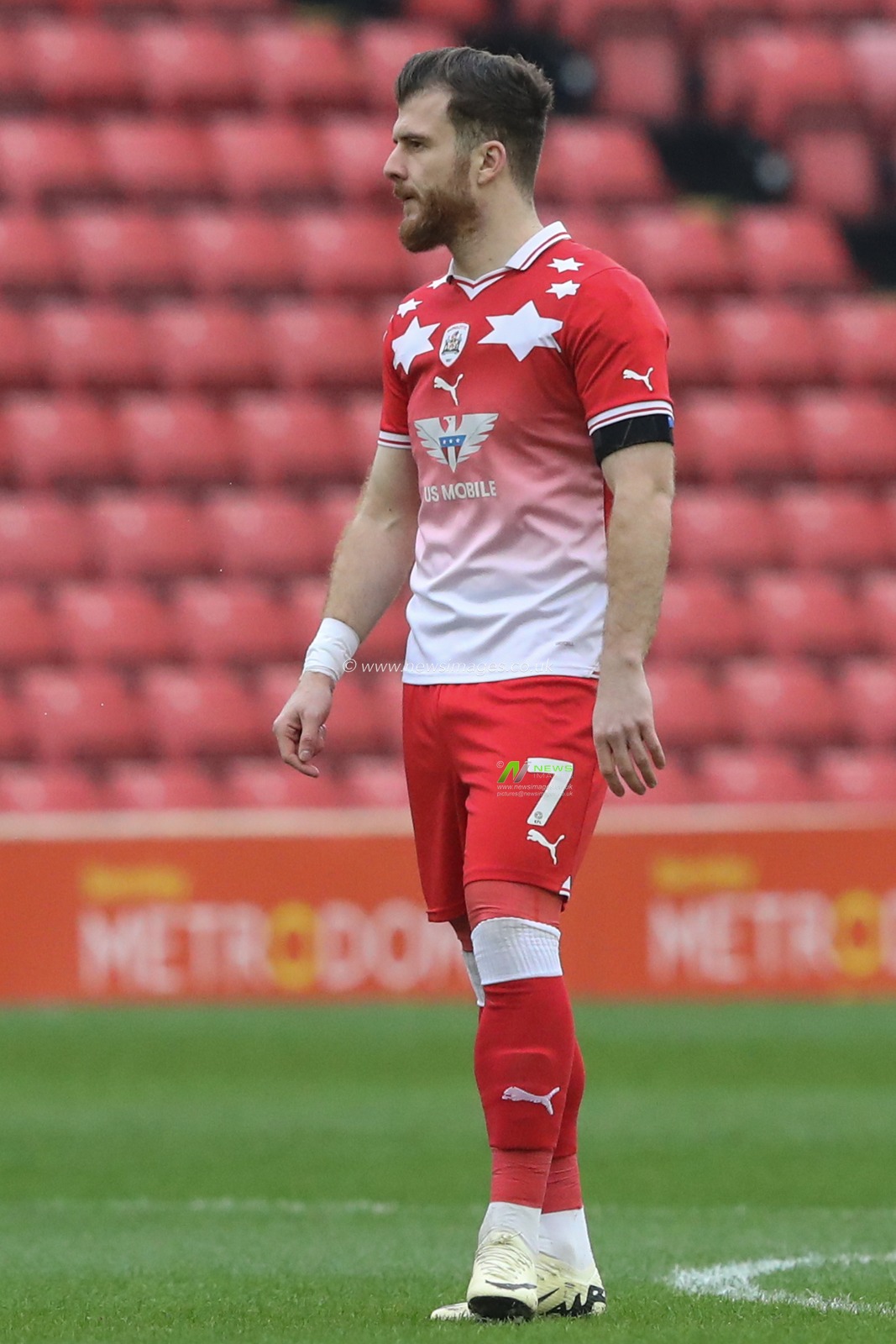 Nicky Cadden of Barnsley during the Sky Bet League 1 match Barnsley vs Leyton Orient at Oakwell, Barnsley, United Kingdom, 10th February 2024

(Photo by Alfie Cosgrove/News Images)