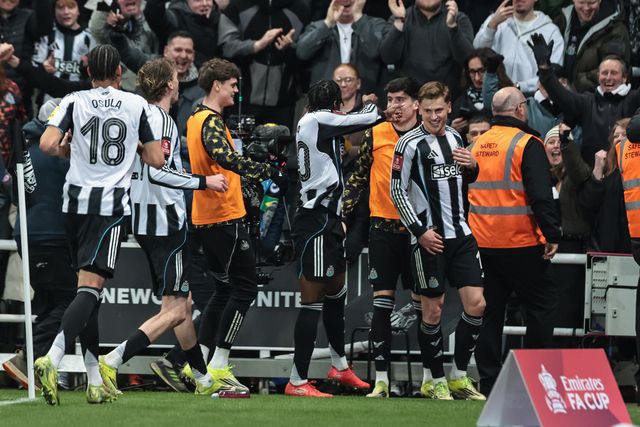 Harvey Barnes of Newcastle Untied celebrates his goal to make it 1-0 during the Emirates FA Cup 5th Round  match Newcastle Untied vs Manchester City at St. James's Park, Newcastle, United Kingdom on 07 March 2026

(Photo by Mark Cosgrove/News Images)
