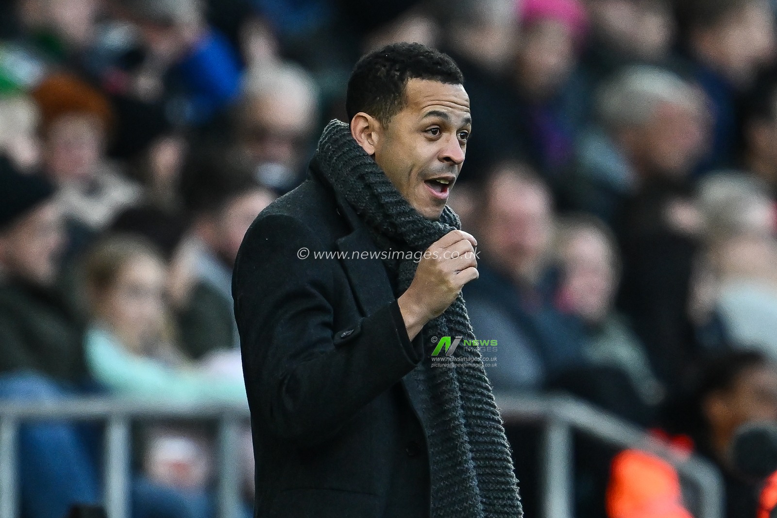 Liam Rosenior Manager of Hull City gives his team instructions during the Sky Bet Championship match Swansea City vs Hull City at Swansea.com Stadium, Swansea, United Kingdom, 25th November 2023

(Photo by Craig Thomas/News Images)