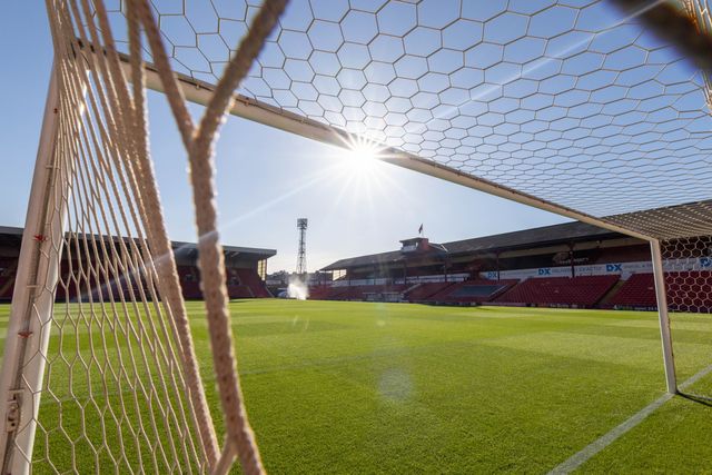 Papa John's Trophy Barnsley v Grimsby Town