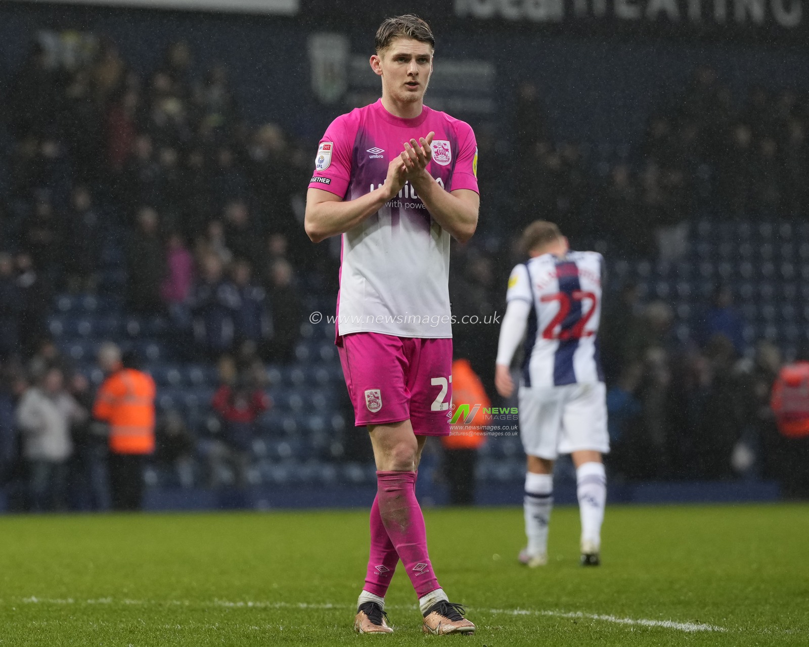 Jack Rudoni #22 of Huddersfield Town salutes the fans after the Sky Bet Championship match West Bromwich Albion vs Huddersfield Town at The Hawthorns, West Bromwich, United Kingdom, 11th March 2023

(Photo by Steve Flynn/News Images)