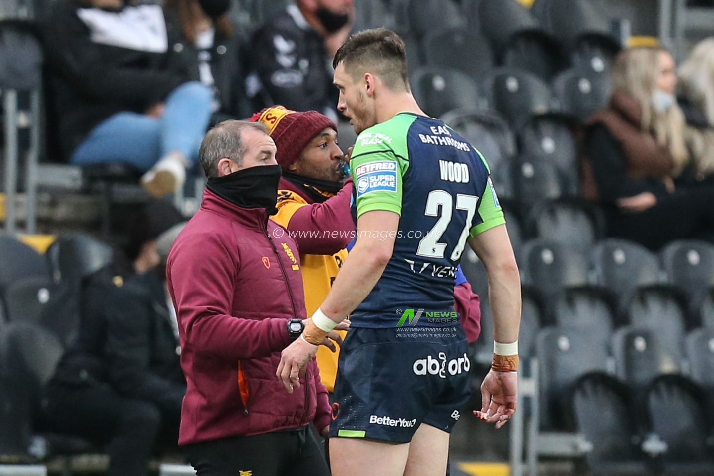 Ian Watson Head Coach of Huddersfield Giants Sam Wood (27) of Huddersfield Giants