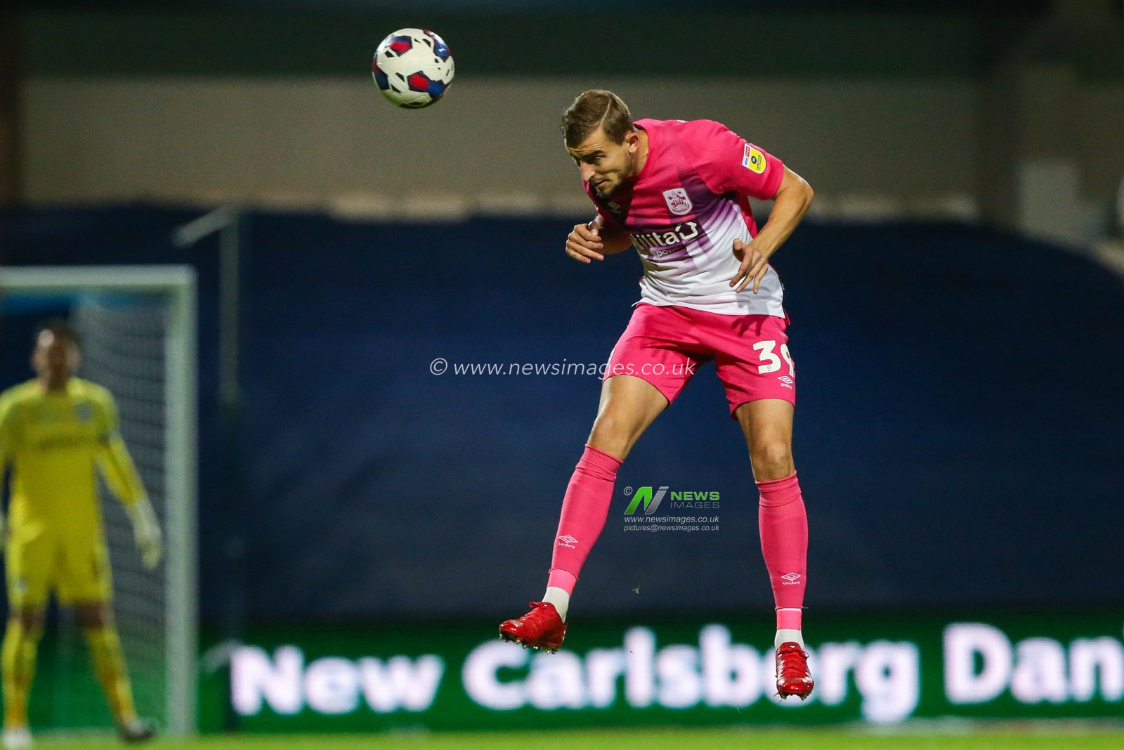 MichaÅ‚ Helik #39 of Huddersfield Town heads the ball during the Sky Bet Championship match Queens Park Rangers vs Huddersfield Town at Kiyan Prince Foundation Stadium, London, United Kingdom, 8th November 2022

(Photo by Arron Gent/News Images)