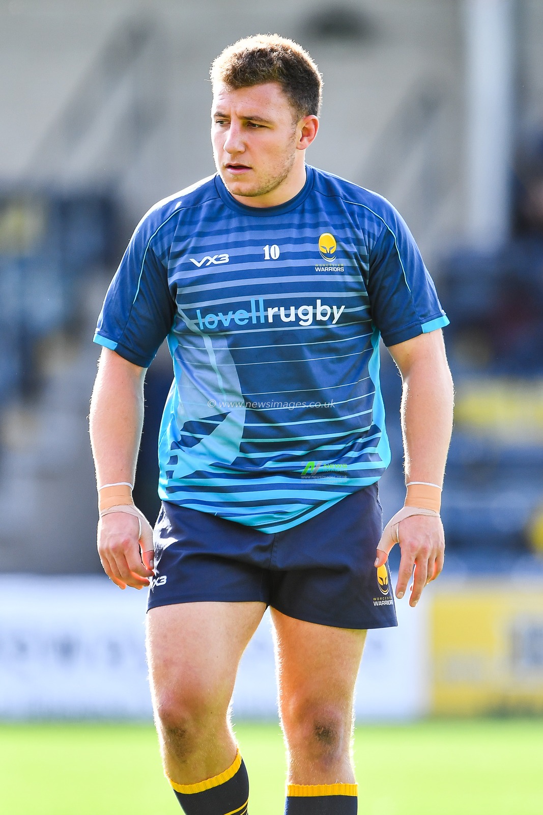 7th October 2018, Sixways Stadium, Worcester, England; Gallagher Premiership, Worcester v Bristol ; 
Duncan Weir of Worcester Warriors during the pre match warm up

Credit: Craig Thomas/news Images