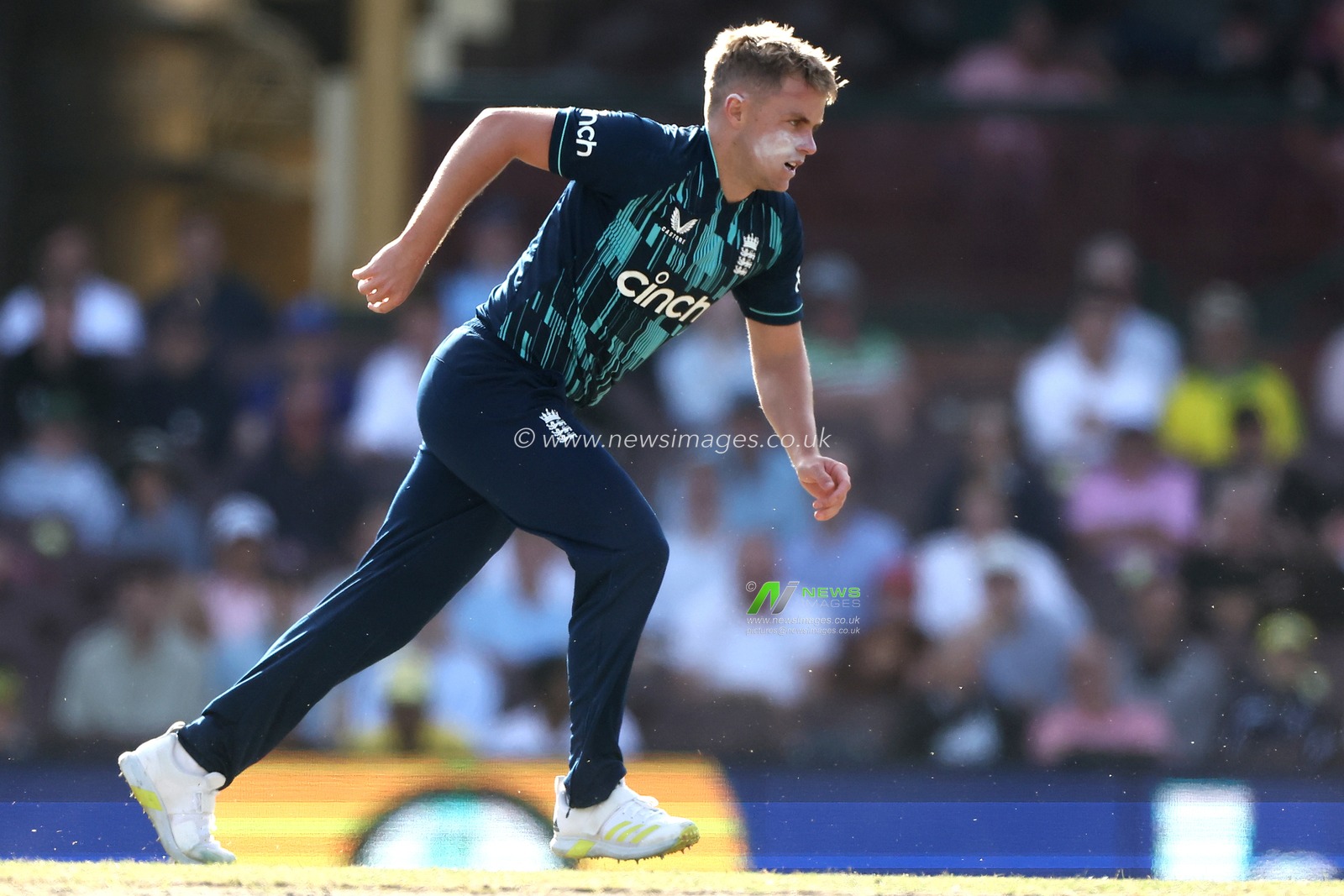 Sam Curran of England is seen during the Dettol Series 2nd ODI match Australia vs England at SCG, Sydney, Australia, 19th November 2022

(Photo by Patrick Hoelscher/News Images)
