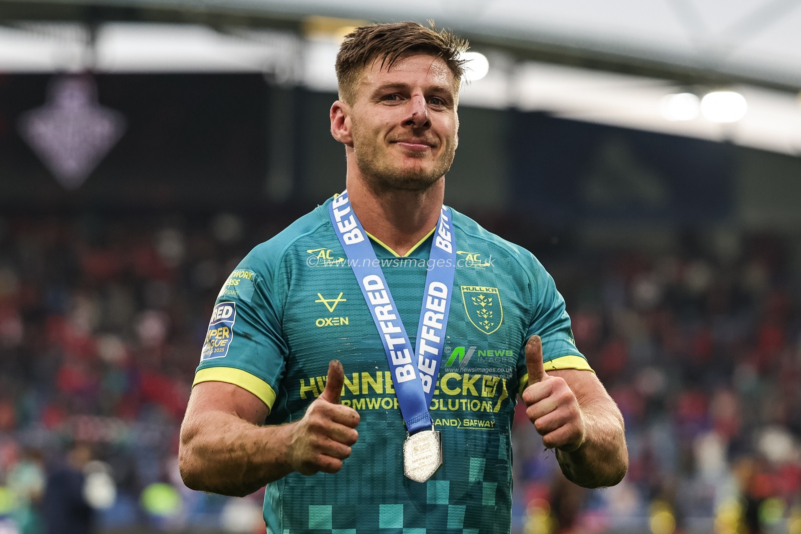 Betfred player of the match Tom Davies of Hull KR during the Betfred Super League Round 4 match Huddersfield Giants vs Hull KR at Accu Stadium, Huddersfield, United Kingdom on 08 March 2026

(Photo by Mark Cosgrove/News Images)