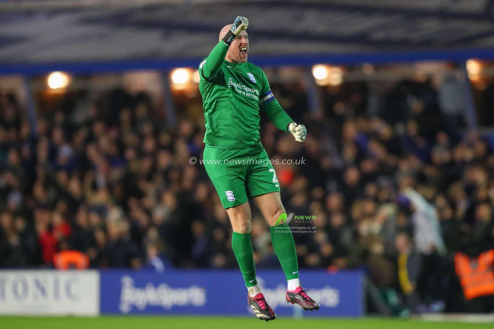 John Ruddy #21 of Birmingham City celebrates Hannibal Mejbri #6 of Birmingham City goal to make it 1-0 during the Sky Bet Championship match Birmingham City vs West Bromwich Albion at St Andrews, Birmingham, United Kingdom, 10th February 2023

(Photo by Gareth Evans/News Images)