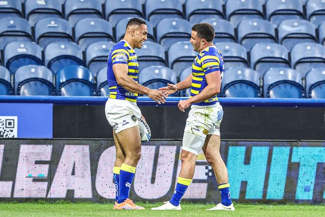 Albert Hopoate of Warrington Wolves celebrates his try during the Betfred Super League round 10 match Huddersfield Giants vs Warrington Wolves at Accu Stadium, Huddersfield, United Kingdom on 02 May 2026

(Photo by Alfie Cosgrove/News Images)
