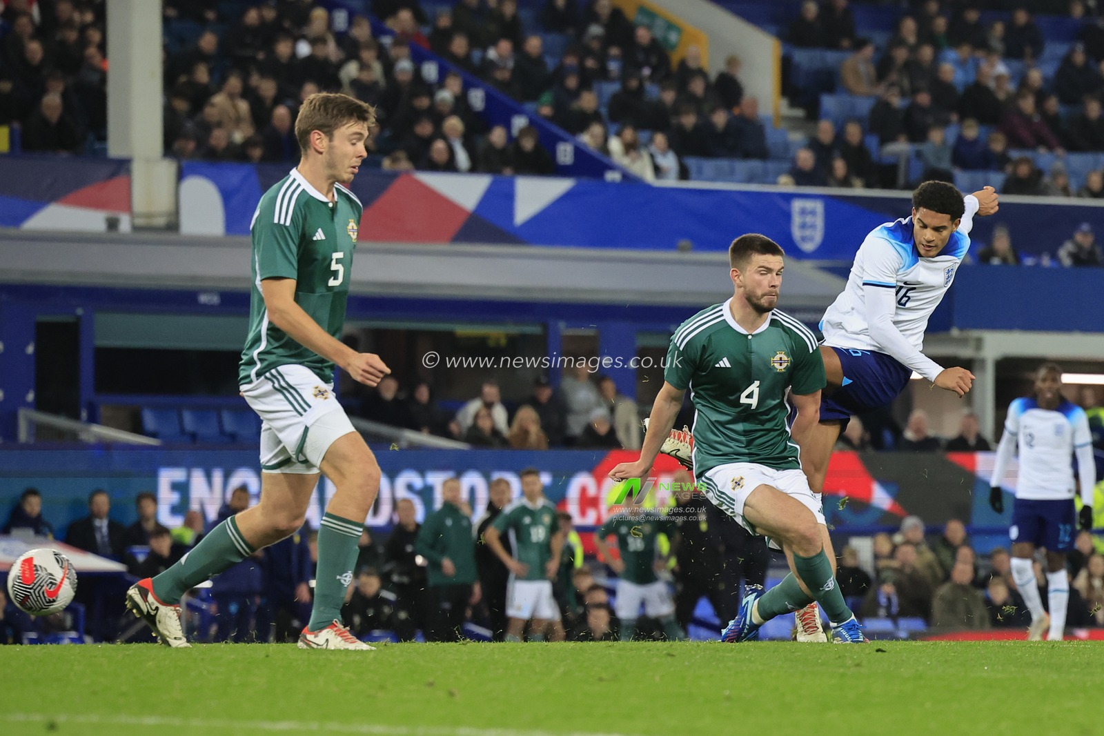 Jarell Quansah #16 of England U21shoots on goal during the UEFA Euro U21 Qualifiers match England U21 vs Northern Ireland U21 at Goodison Park, Liverpool, United Kingdom, 21st November 2023

(Photo by Conor Molloy/News Images)