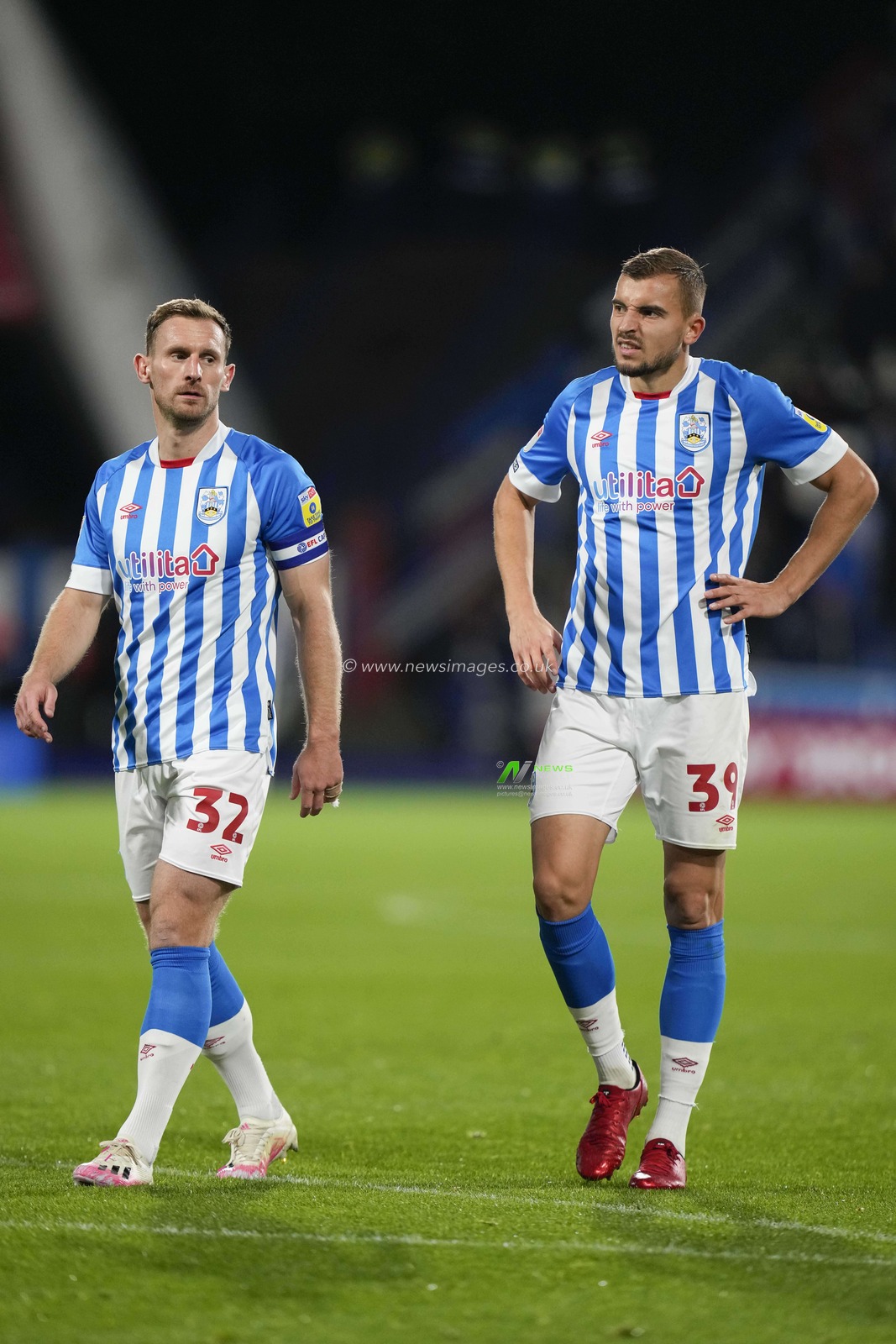 Tom Lees #32 and Michal Helik of Huddersfield Town come up for a corner during the Sky Bet Championship match Huddersfield Town vs Preston North End at John Smith's Stadium, Huddersfield, United Kingdom, 18th October 2022

(Photo by Steve Flynn/News Images)
