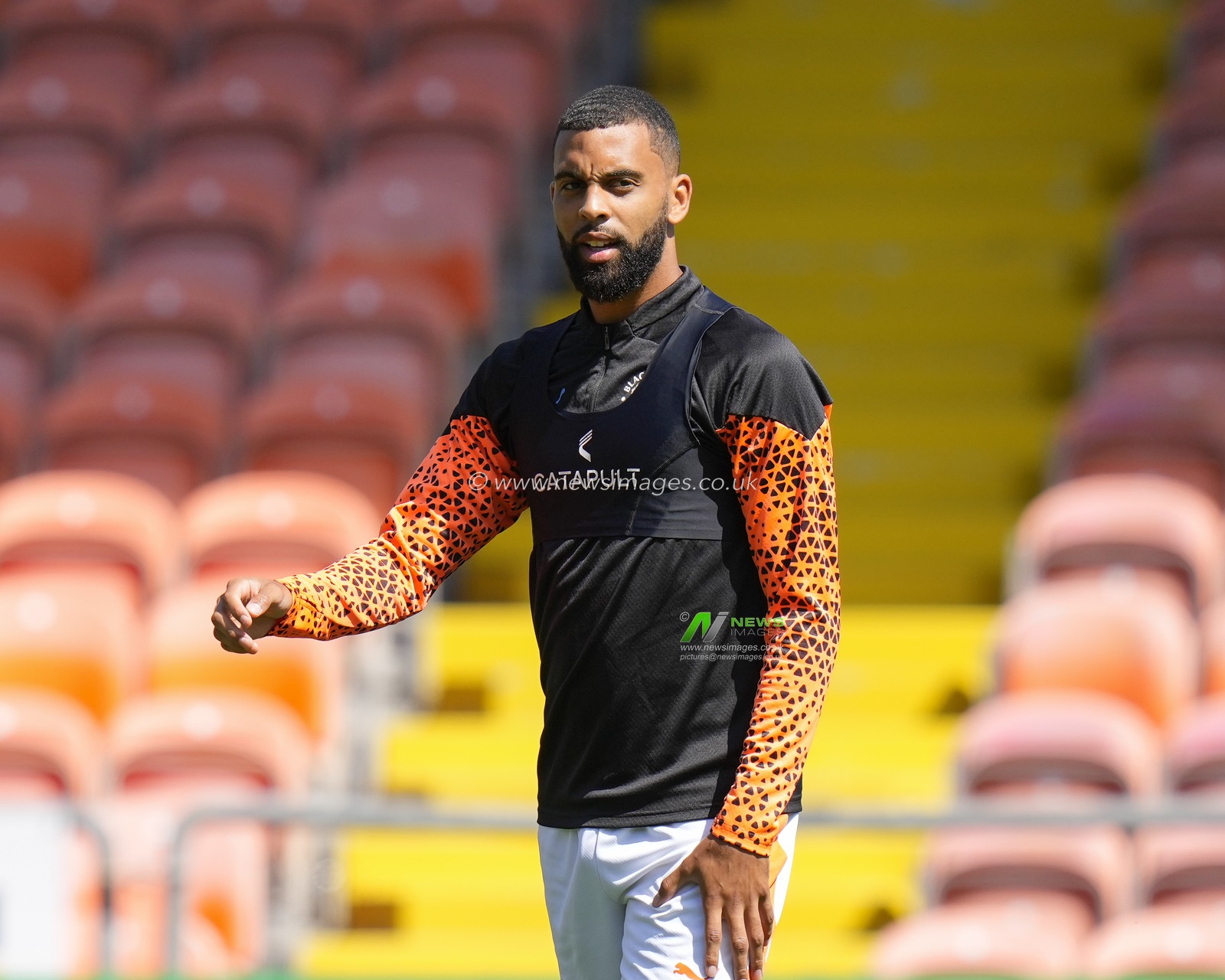 CJ Hamilton #22 of Blackpool warms up before the Pre-season friendly match Blackpool vs Hibernian at Bloomfield Road, Blackpool, United Kingdom, 29th July 2023

(Photo by Steve Flynn/News Images)