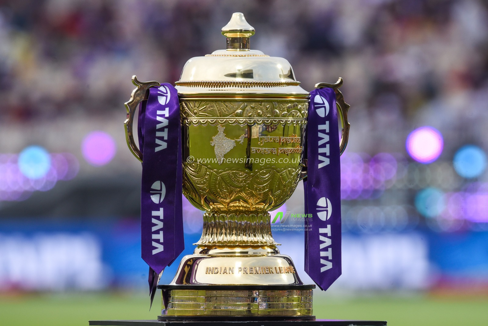 IPL trophy 2025 at the before oppening ceremony at Eden Graden Cricket Stadium in Kolkata on March 22,2025,Pictures by Debajyoti Chakraborty.(Photo: Debajyoti Chakraborty/News Images)