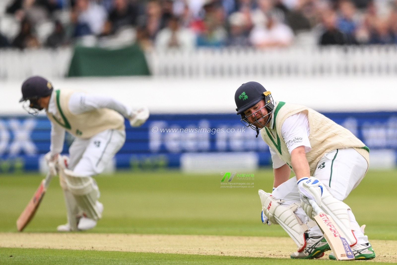 Paul Stirling of Ireland reaches for the crease during the LV= Insurance day one Test match England vs Ireland at Lords, London, United Kingdom, 1st June 2023

(Photo by Craig Thomas/News Images)