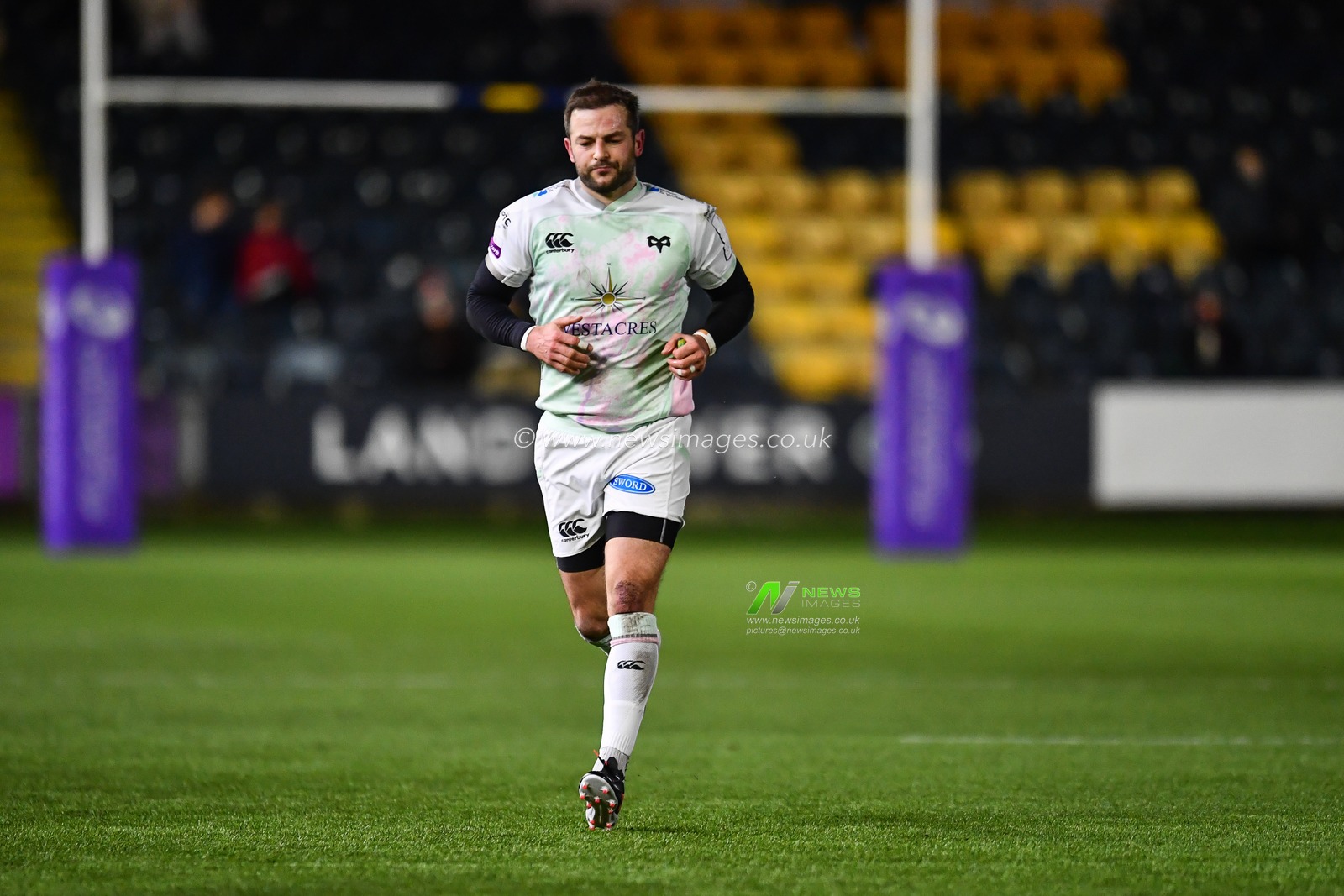 Stephen Myler of Ospreys