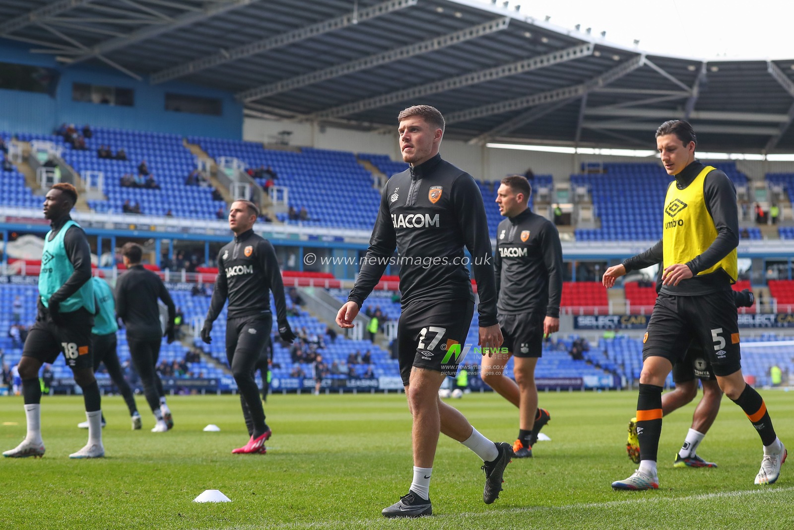 Regan Slater #27 of Hull City during the pre-game warm up ahead of the Sky Bet Championship match Reading vs Hull City at Select Car Leasing Stadium, Reading, United Kingdom, 18th March 2023

(Photo by Gareth Evans/News Images)