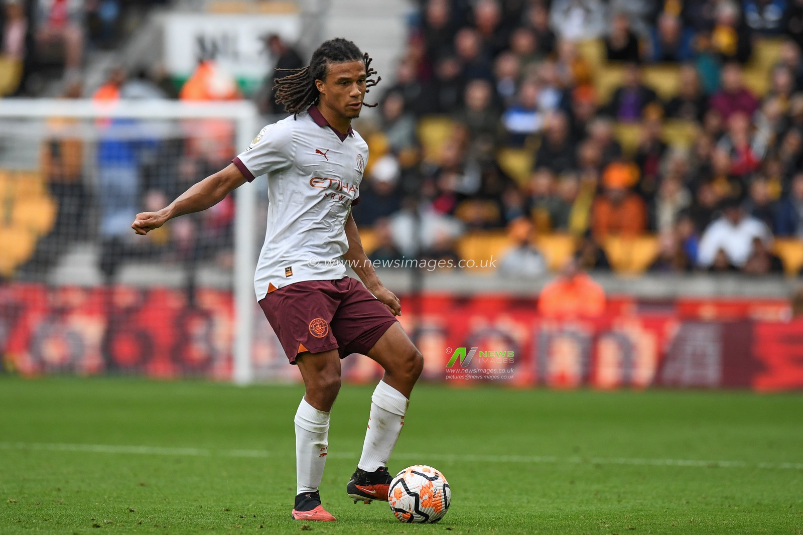 Nathan AkÃ© #6 of Manchester City during the Premier League match Wolverhampton Wanderers vs Manchester City at Molineux, Wolverhampton, United Kingdom, 30th September 2023

(Photo by Mike Jones/News Images)