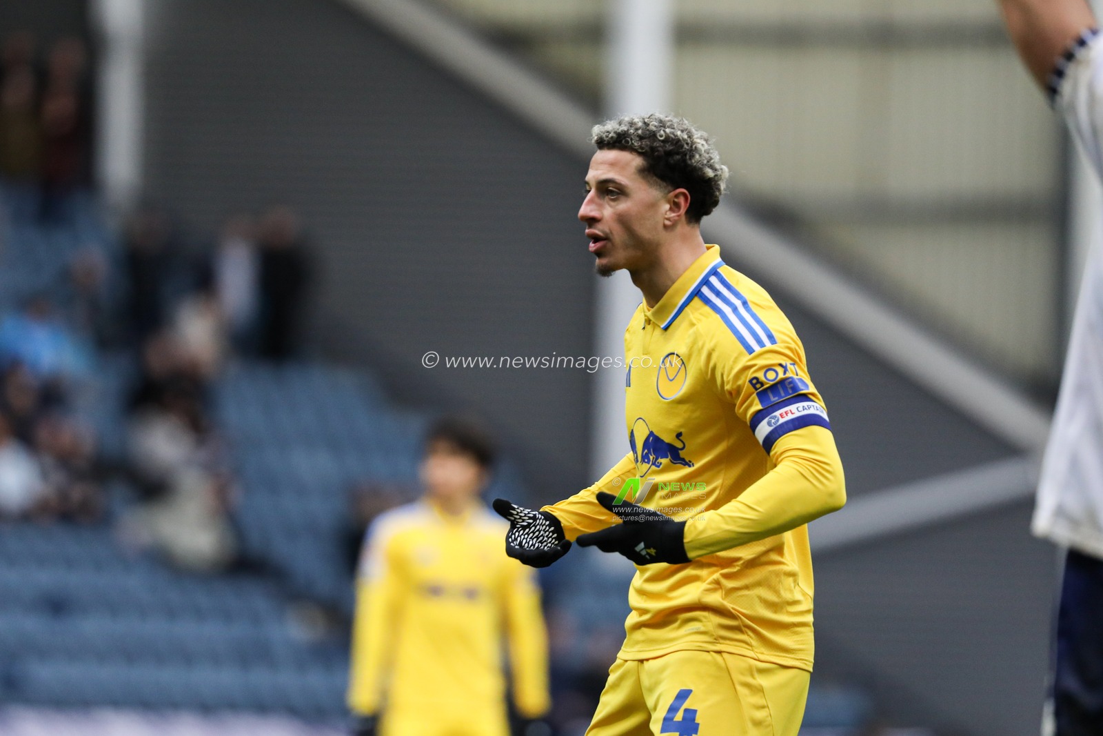 Ethan Ampadu of Leeds United encouraging team mates during the Sky Bet Championship match Preston North End vs Leeds United at Deepdale, Preston, United Kingdom, 14th December 2024

(Photo by Jorge Horsted/News Images)