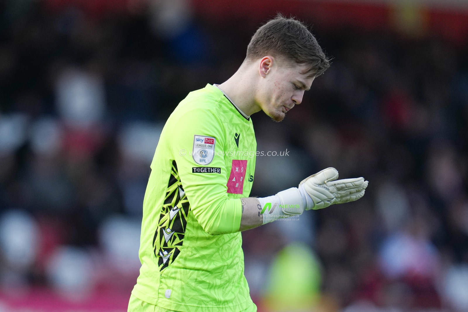 Murphy Cooper of Stevenage during the Sky Bet League 1 match Stevenage vs Huddersfield Town at Lamex Stadium, Stevenage, United Kingdom, 1st March 2025

(Photo by Harvey Murphy/News Images)