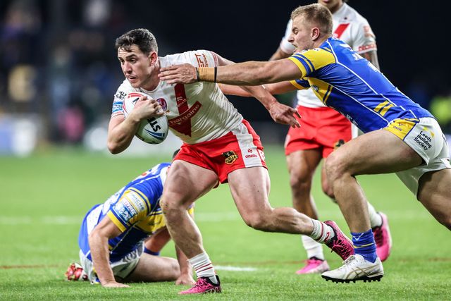 Matt Whitley of St. Helens is tackled during the Betfred Super League play-off Eliminator 1 match Leeds Rhinos vs St Helens at Headingley Stadium, Leeds, United Kingdom, 27th September 2025

(Photo by Alfie Cosgrove/News Images)