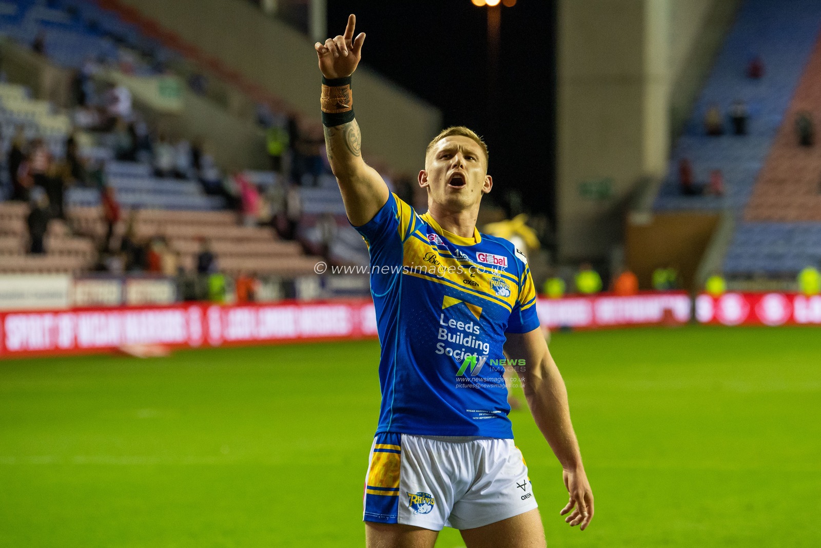 Mikolaj Oledzki #8 of Leeds Rhinos  celebrates at the end of the  Betfred Super League match Wigan Warriors vs Leeds Rhinos at DW Stadium, Wigan, United Kingdom, 16th September 2022

(Photo by Craig Thomas/News Images)