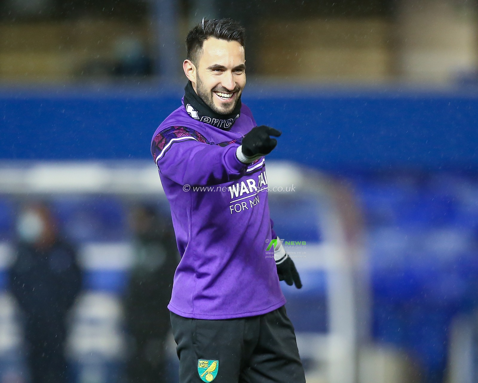 Mario Vrancic #8 of Norwich City warming up ahead of the game against Coventry City