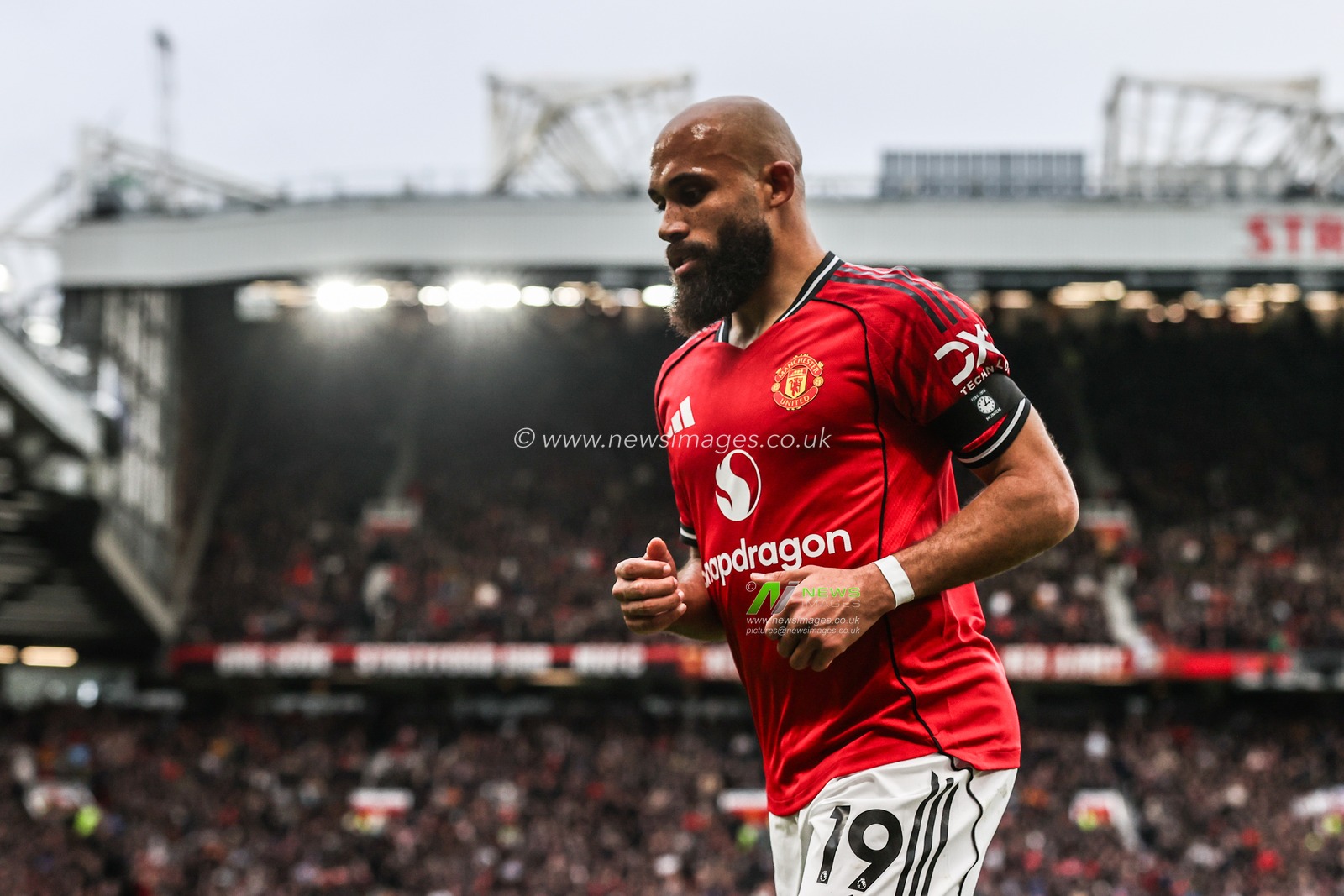 Bryan Mbeumo of Manchester United during the Premier League match Manchester United vs Tottenham Hotspur at Old Trafford, Manchester, United Kingdom on 07 February 2026

(Photo by Alfie Cosgrove/News Images)