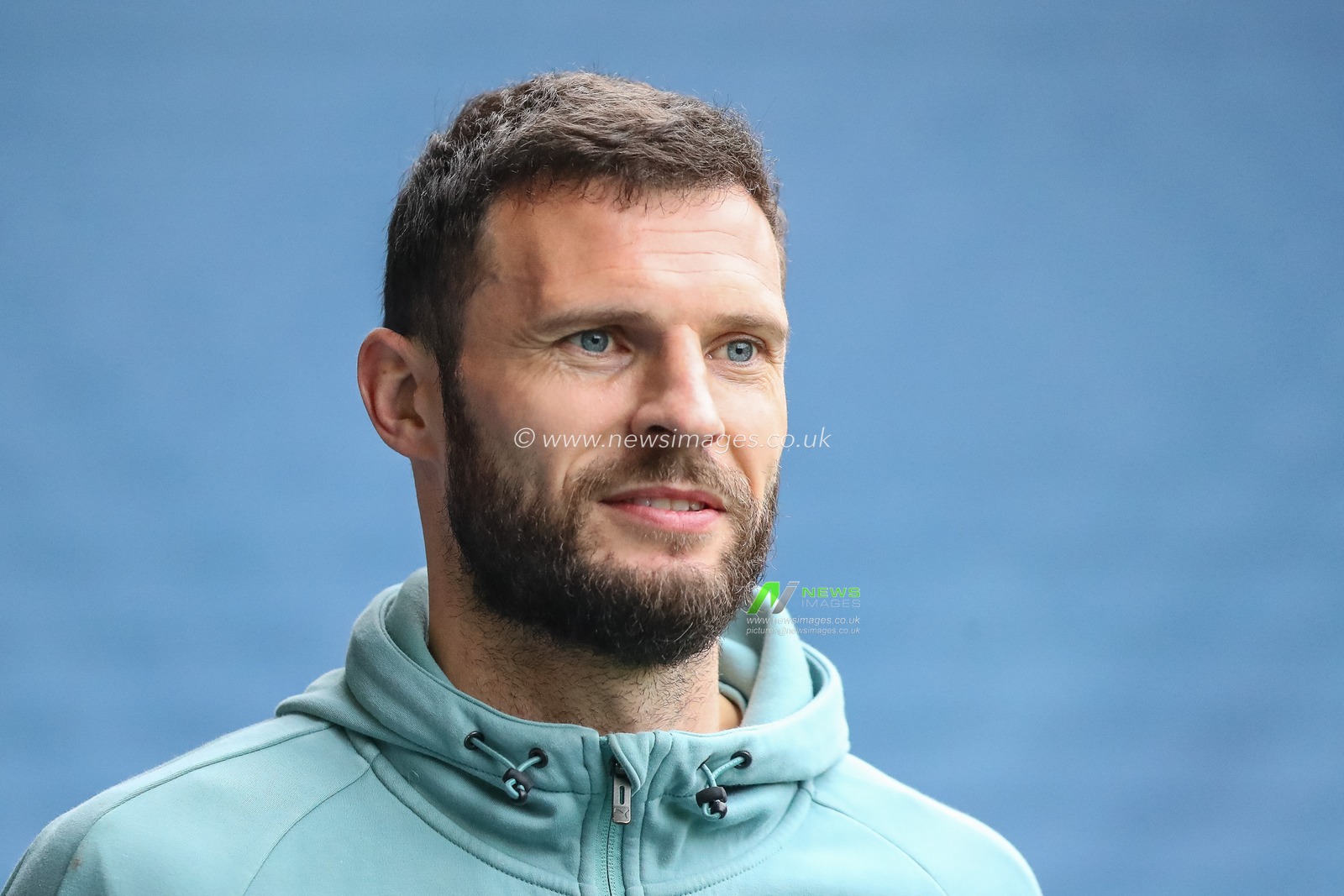 Erik Pieters #15 of West Bromwich Albion arrives ahead of the Sky Bet Championship match West Bromwich Albion vs Sheffield United at The Hawthorns, West Bromwich, United Kingdom, 29th October 2022

(Photo by Gareth Evans/News Images)