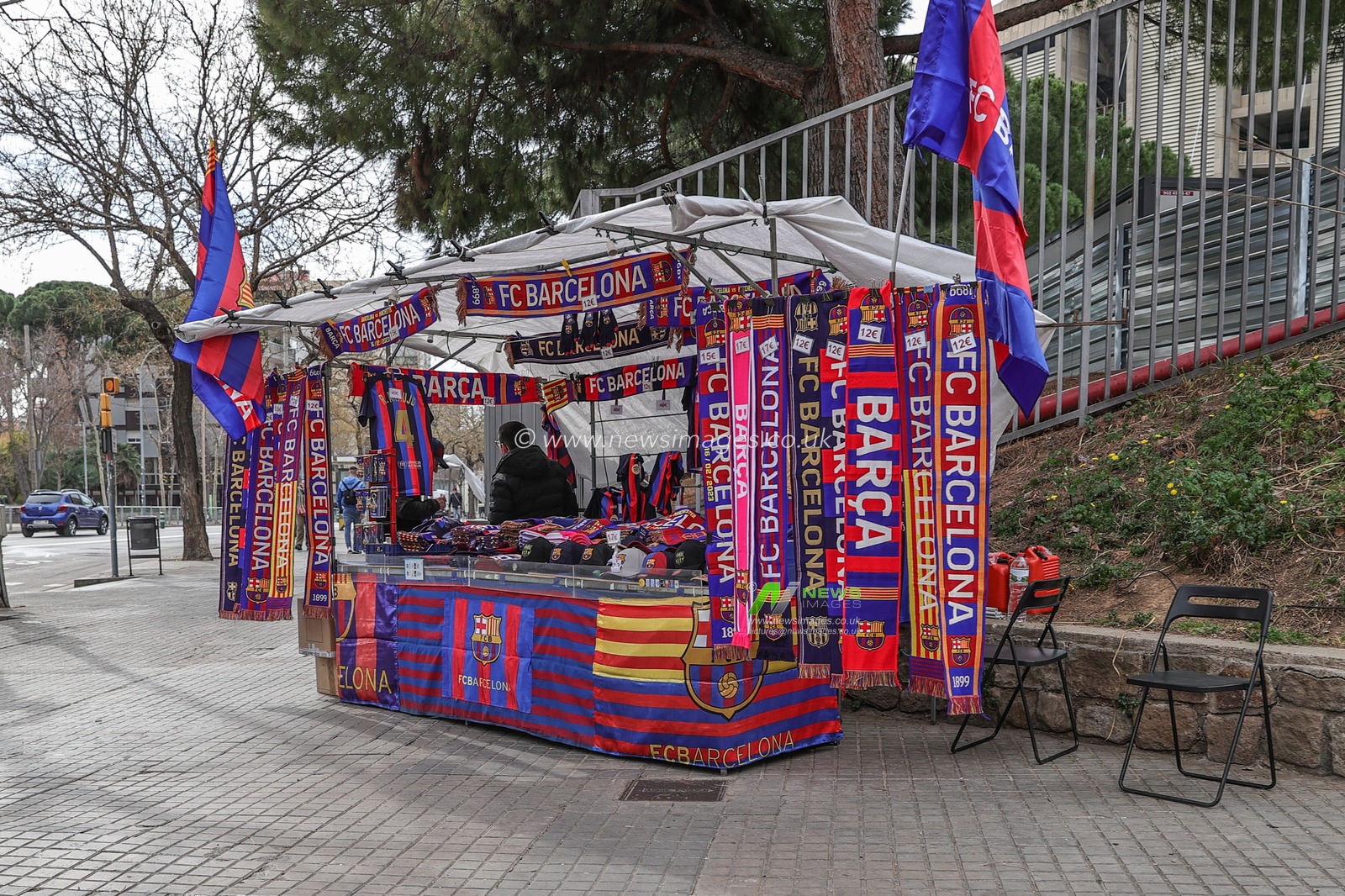 A stall selling Barcelona memorabilia during the UEFA Europa League Knockout Round Play-Offs Barcelona vs Manchester United at Spotify Camp Nou, Barcelona, Spain, 16th February 2023

(Photo by Mark Cosgrove/News Images)