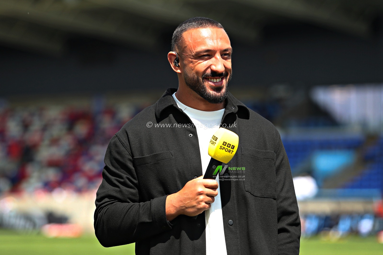 Elliot Minchella of Hull KR before the Betfred Super League Round 14 match Wakefield Trinity vs Leigh Leopards at DIY Kitchens Stadium, Wakefield, United Kingdom, 15th June 2025

(Photo by Sam Eaden/News Images)