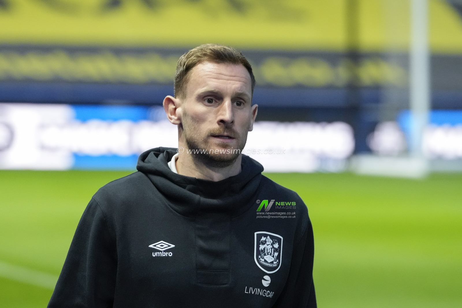 Tom Lees #32 of Huddersfield Town arrives at the stadium before the Sky Bet Championship match Huddersfield Town vs Preston North End at John Smith's Stadium, Huddersfield, United Kingdom, 18th October 2022

(Photo by Steve Flynn/News Images)