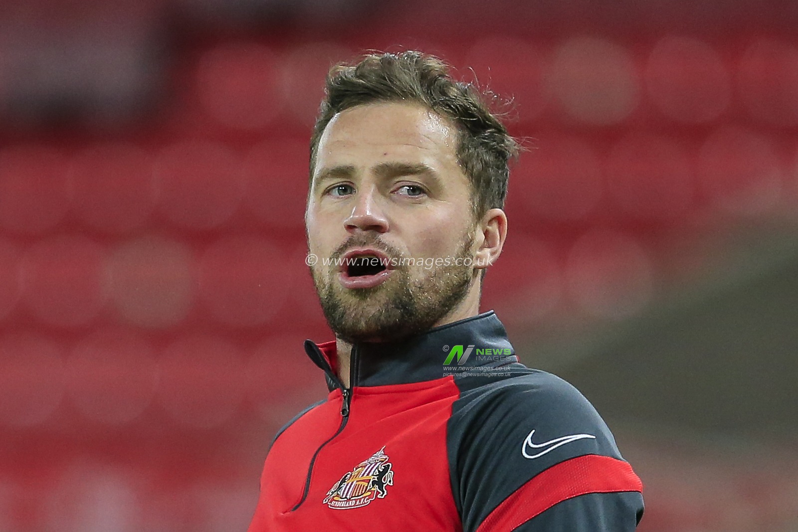 Chris Maguire (7) of Sunderland during the pre-game warmup