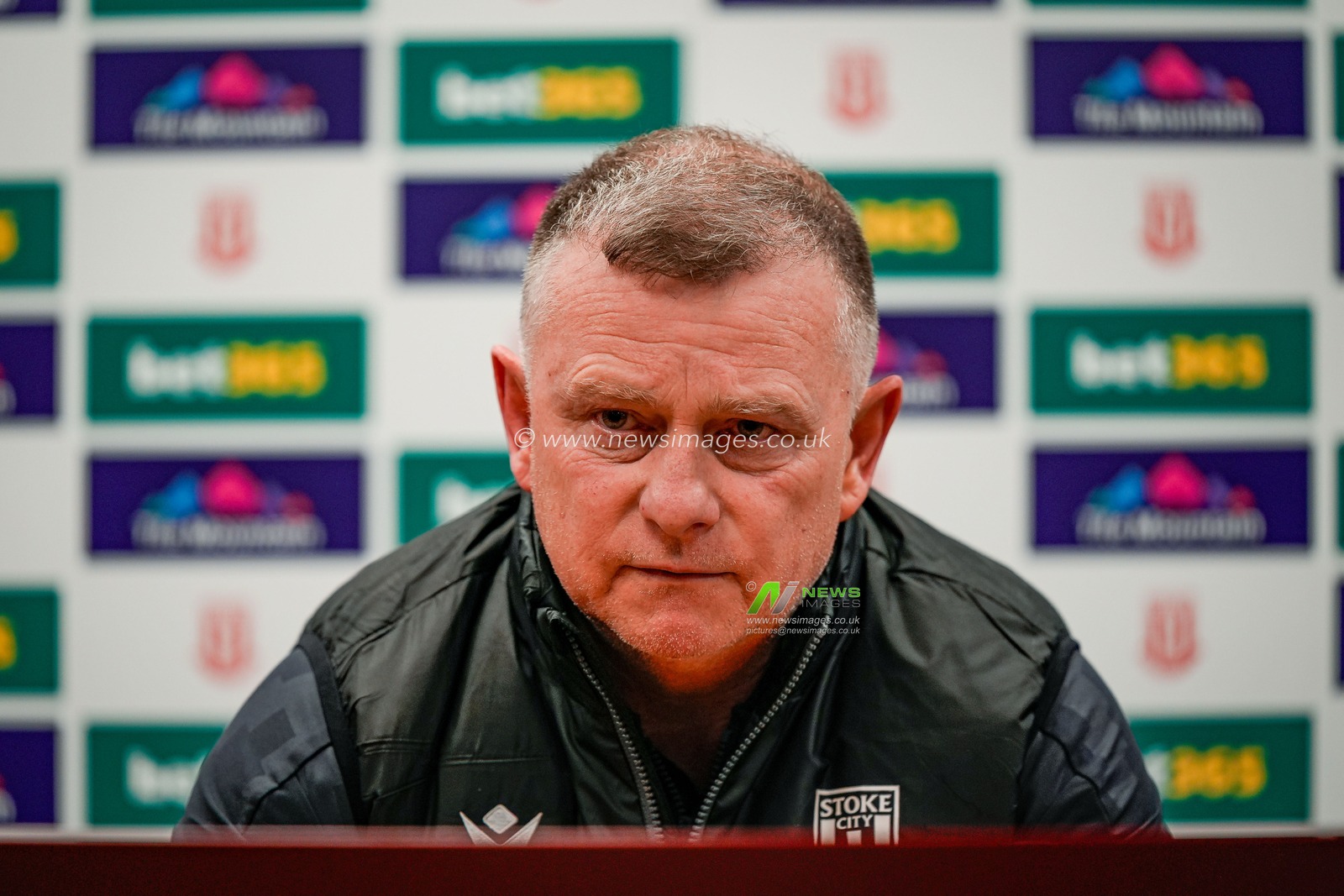 Mark Robins manager of Stoke City in the manager post-match press conference during the Sky Bet Championship match Stoke City vs Southampton at Bet365 Stadium, Stoke-on-Trent, United Kingdom, 31st January 2026

(Photo by Maynard Manyowa/News Images)