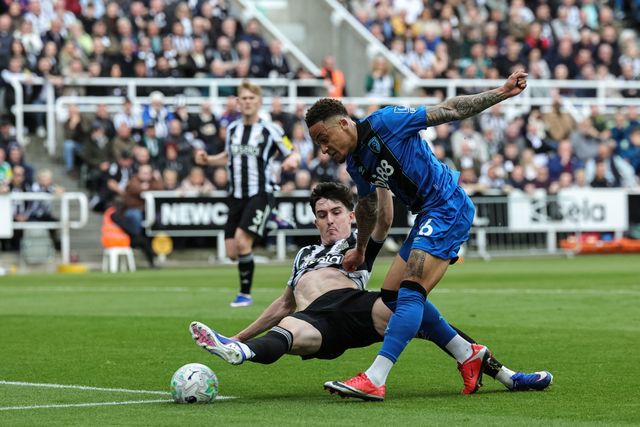 Marcus Tavernier of Bournemouth shoots on goal during the Premier League match Newcastle Untied vs Bournemouth at St. James's Park, Newcastle, United Kingdom on 18 April 2026

(Photo by Mark Cosgrove/News Images)