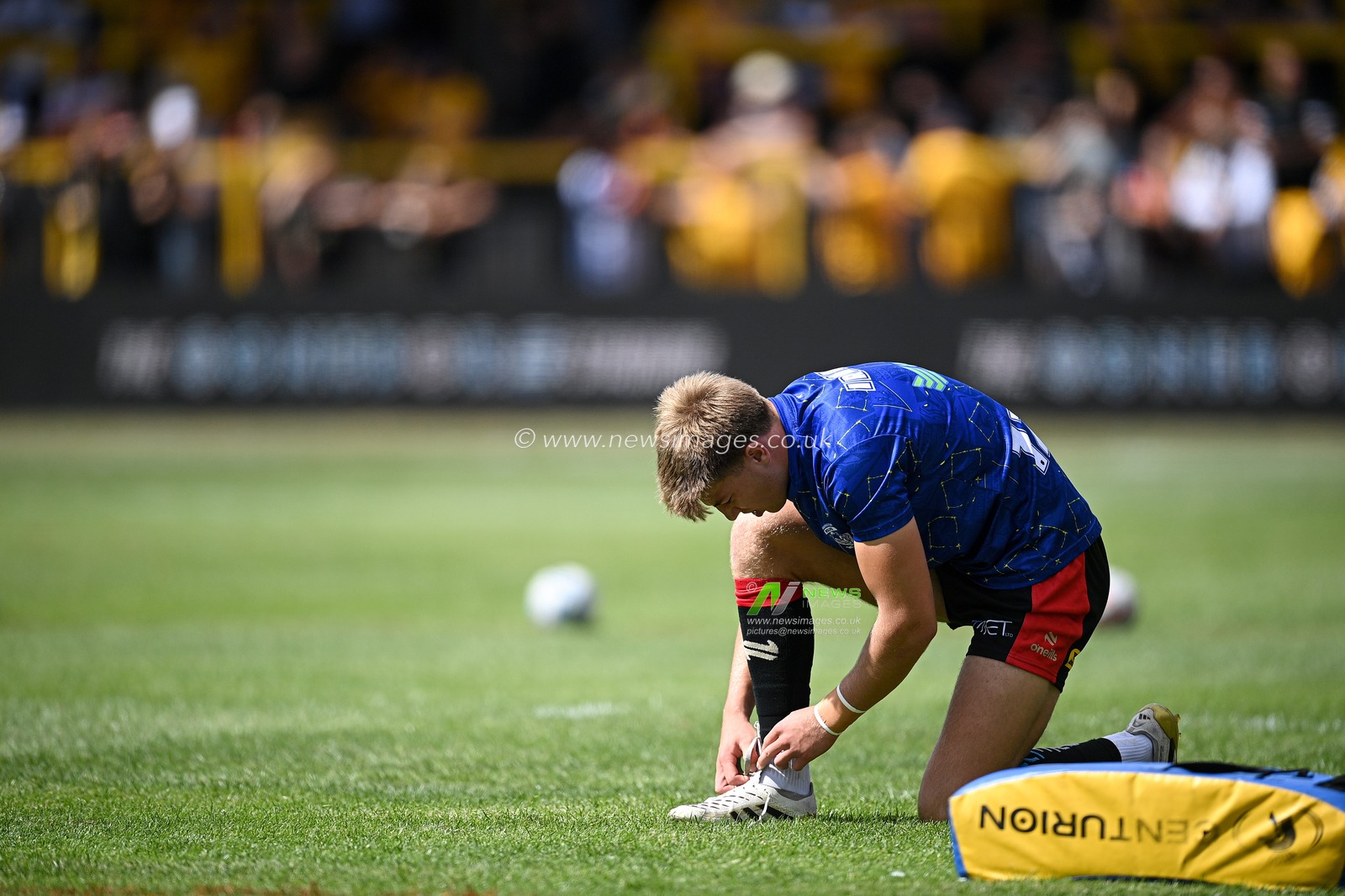 Ewan Irwin of Warrington Wolves warms up prior to the Betfred Super League round 21 match Castleford Tigers vs Warrington Wolves at OneBore Stadium, Castleford, Untied Kingdom on 01 August 2026

(Photo by Ben Roberts/News Images)
