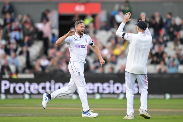 Chris Woakes of England  celebrates taking the wicket of Angelo Mathews of Sri Lanka caught by Matthew Potts of England during the England Men v Sri Lanka 1st Rothesay Test Match Day 3 at Old Trafford, Manchester, United Kingdom, 23rd August 2024

(Photo by Craig Thomas/News Images)