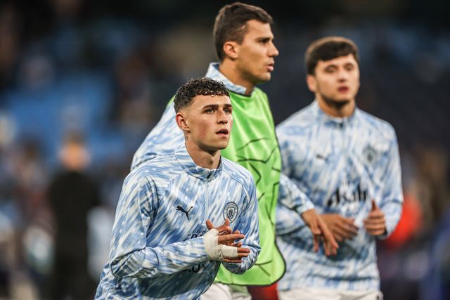 Phil Foden of Manchester City in the pregame warmup session during the UEFA Champions League 2025/26 Phase MD1 Manchester City vs Napoli League at The City of Manchester Stadium, Manchester, United Kingdom, 18th September 2025

(Photo by Alfie Cosgrove/News Images)