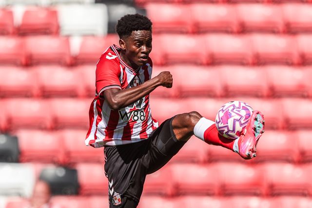 Simon Adingra of Sunderland during the Pre-season friendly match Sunderland vs Real Betis at Stadium Of Light, Sunderland, United Kingdom, 2nd August 2025

(Photo by Alfie Cosgrove/News Images)