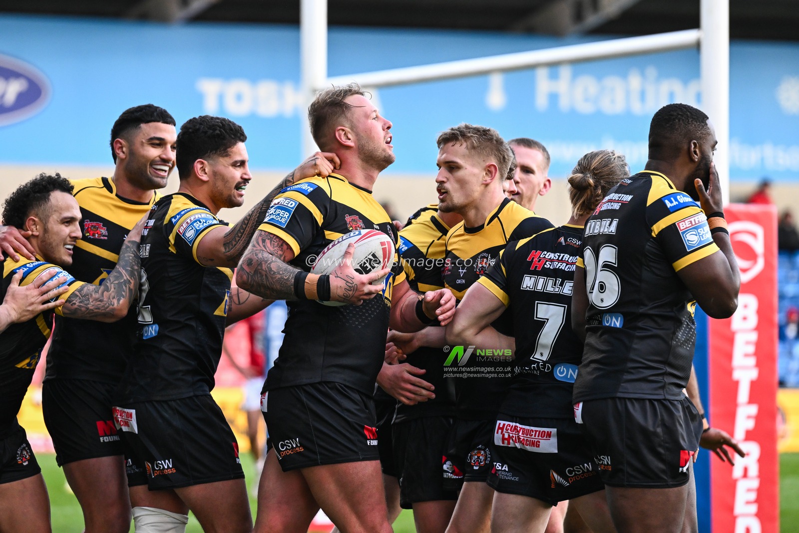 Joe Westerman of Castleford Tigers celebrates his try during the Betfred Super League match Salford Red Devils vs Castleford Tigers at Salford Community Stadium, Eccles, United Kingdom, 25th February 2024

(Photo by Craig Thomas/News Images)