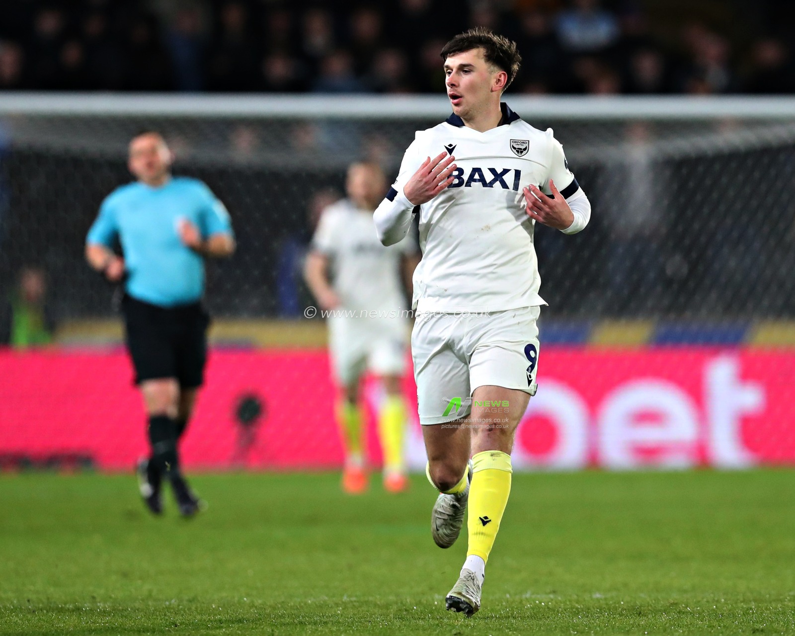 Mark Harris of Oxford United during the Sky Bet Championship match Hull City vs Oxford United at MKM Stadium, Hull, United Kingdom, 12th March 2025

(Photo by Sam Eaden/News Images)