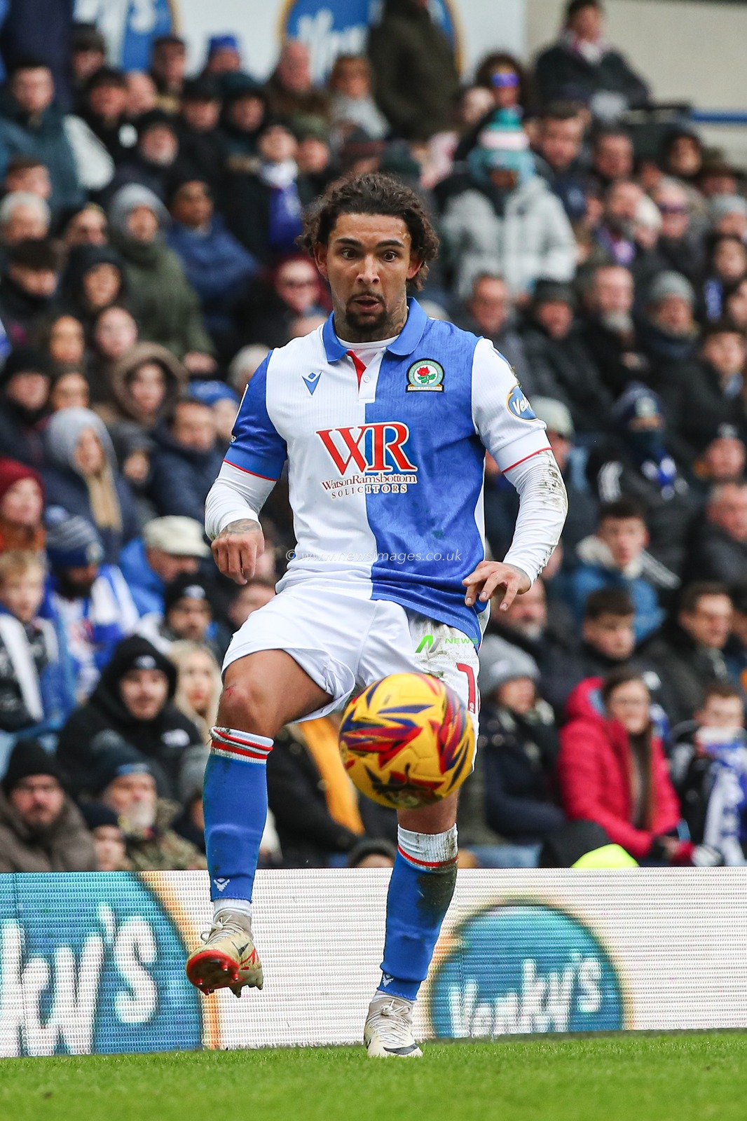 Tyrhys Dolan of Blackburn Rovers passes the ball into the box during the Sky Bet Championship match Blackburn Rovers vs Burnley at Ewood Park, Blackburn, United Kingdom, 4th January 2025

(Photo by Jorge Horsted/News Images)