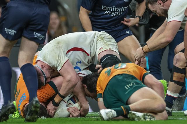 Alex Mitchell of England goes over for a try during the Quilter Nations Series 2025 match England vs Australia at Allianz Stadium, Twickenham, United Kingdom, 1st November 2025

(Photo by Mark Cosgrove/News Images)

*** GER AUT SUI OUT ***