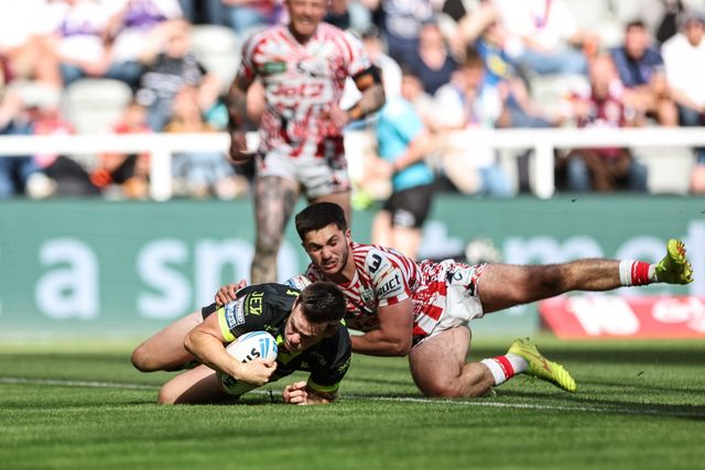 Betfred Magic Weekend 2025 Leigh Leopards v Catalans Dragons