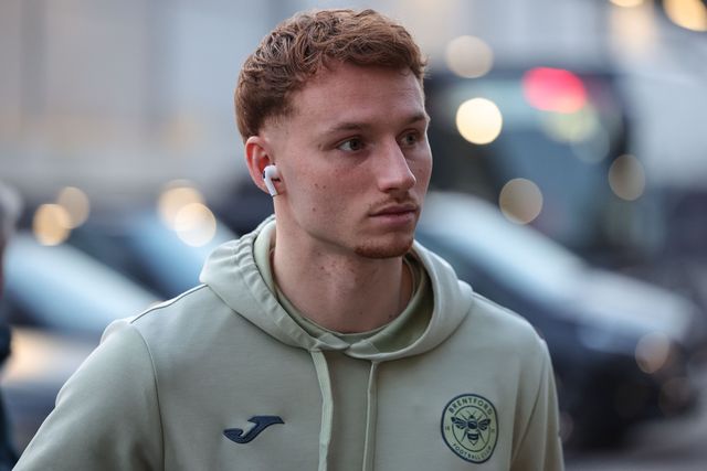 Sepp van den Berg of Brentford arrives during the Premier League match Leeds United vs Brentford at Elland Road, Leeds, United Kingdom on 21 March 2026

(Photo by Mark Cosgrove/News Images)