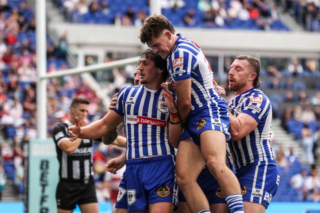 Jake Davies of St Helens celebrates his try during the Betfred Super League Magic Weekend match Wigan Warriors vs St Helens at Hill Dickinson Stadium, Liverpool, United Kingdom on 05 July 2026

(Photo by Alfie Cosgrove/News Images)