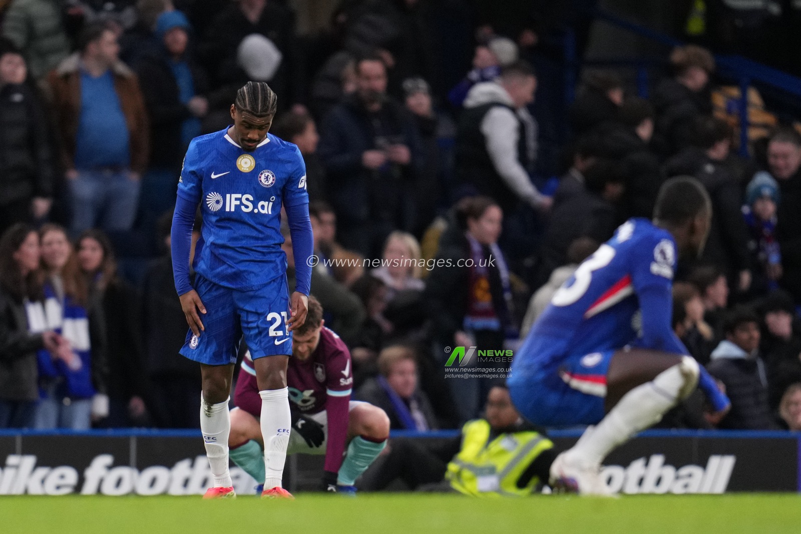 Jorrel Hato of Chelsea at full time during the Premier League match Chelsea vs Burnley at Stamford Bridge, London, United Kingdom on 21 February 2026

(Photo by Harvey Murphy/News Images)