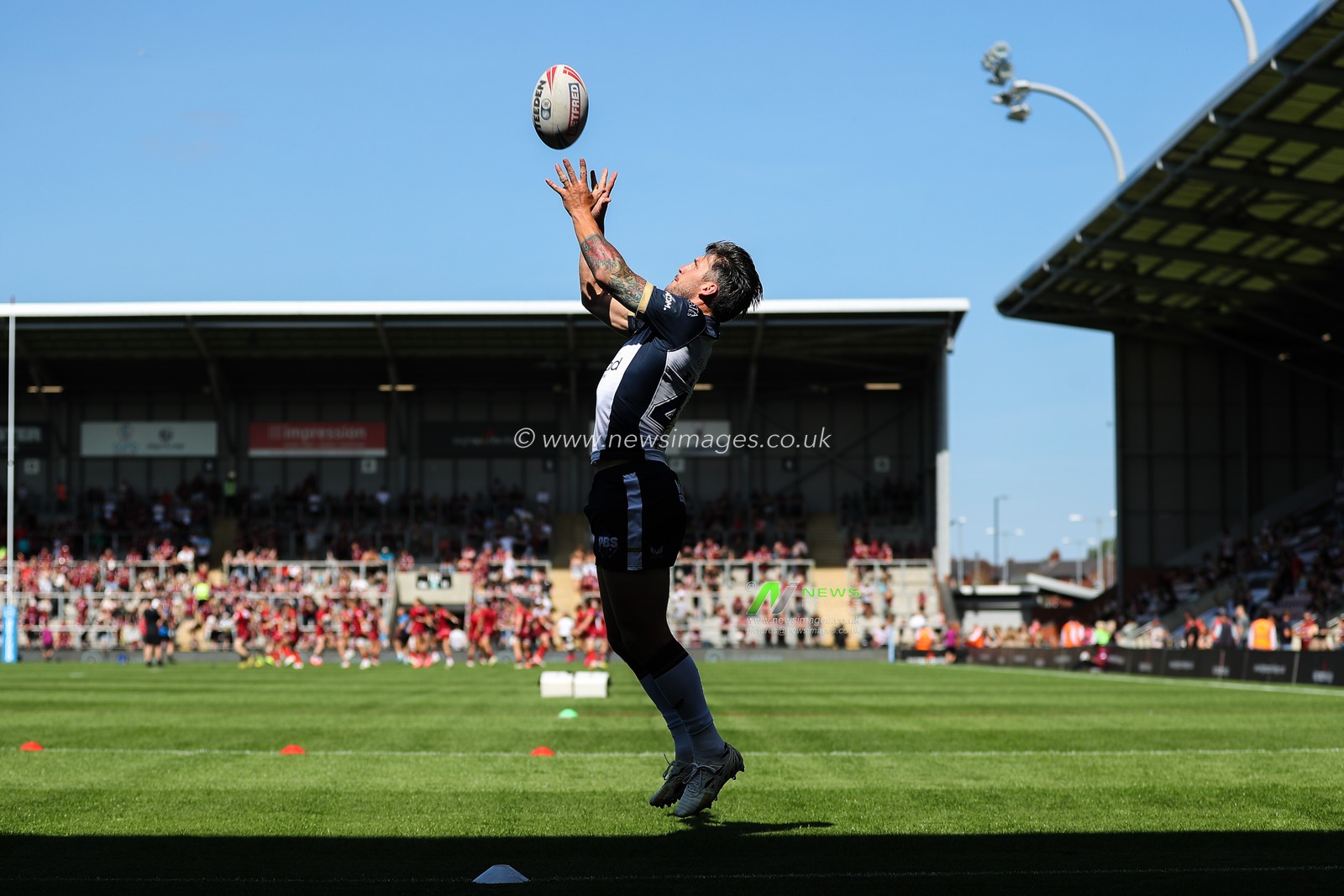 Tom Briscoe of Hull FC during the pre-game warm up ahead of the Betfred Super League Round 21 match Leigh Leopards vs Hull FC at Leigh Sports Village, Leigh, United Kingdom, 11th August 2024

(Photo by Gareth Evans/News Images)