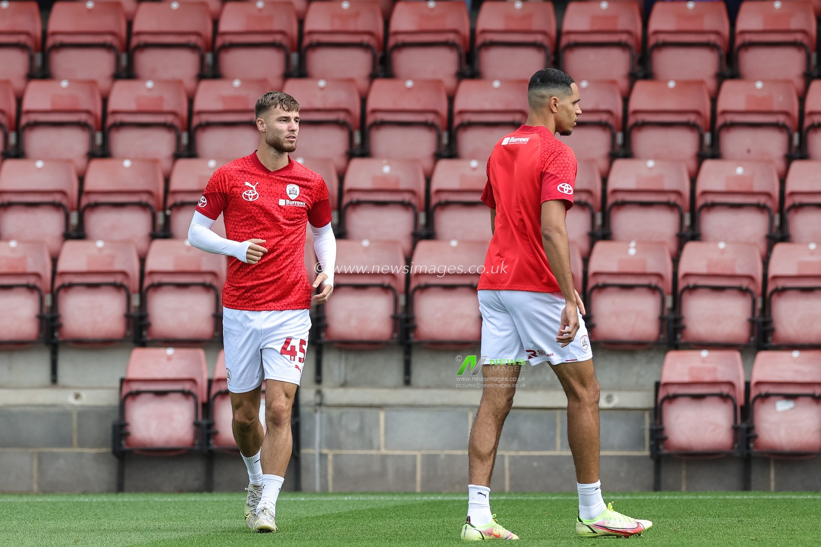John Mcatee #45 of Barnsley in the pregame warmup session during the Sky Bet League 1 match Cheltenham Town vs Barnsley at The Jonny-Rocks Stadium, Cheltenham, United Kingdom, 2nd September 2023

(Photo by Mark Cosgrove/News Images)