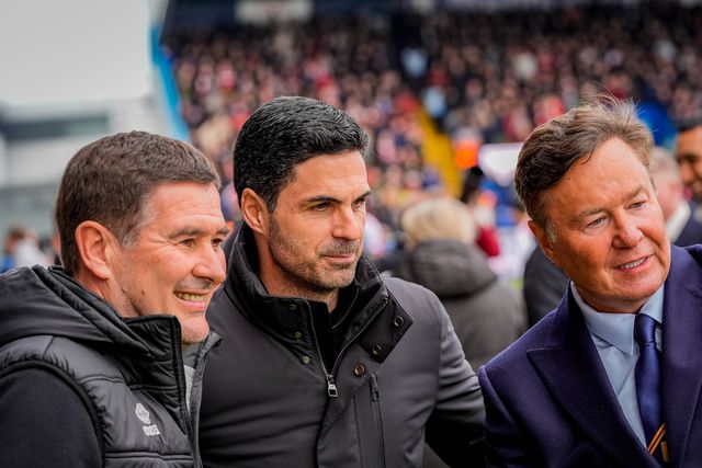 Mikel Arteta manager of Arsenal speaks to Mansfield owner John Radford and Nigel Clough manager of Mansfield Town during the Emirates FA Cup fifth round match Mansfield Town vs Arsenal at One Call Stadium, Mansfield, United Kingdom on 07 March 2026

(Photo by Maynard Manyowa/News Images)