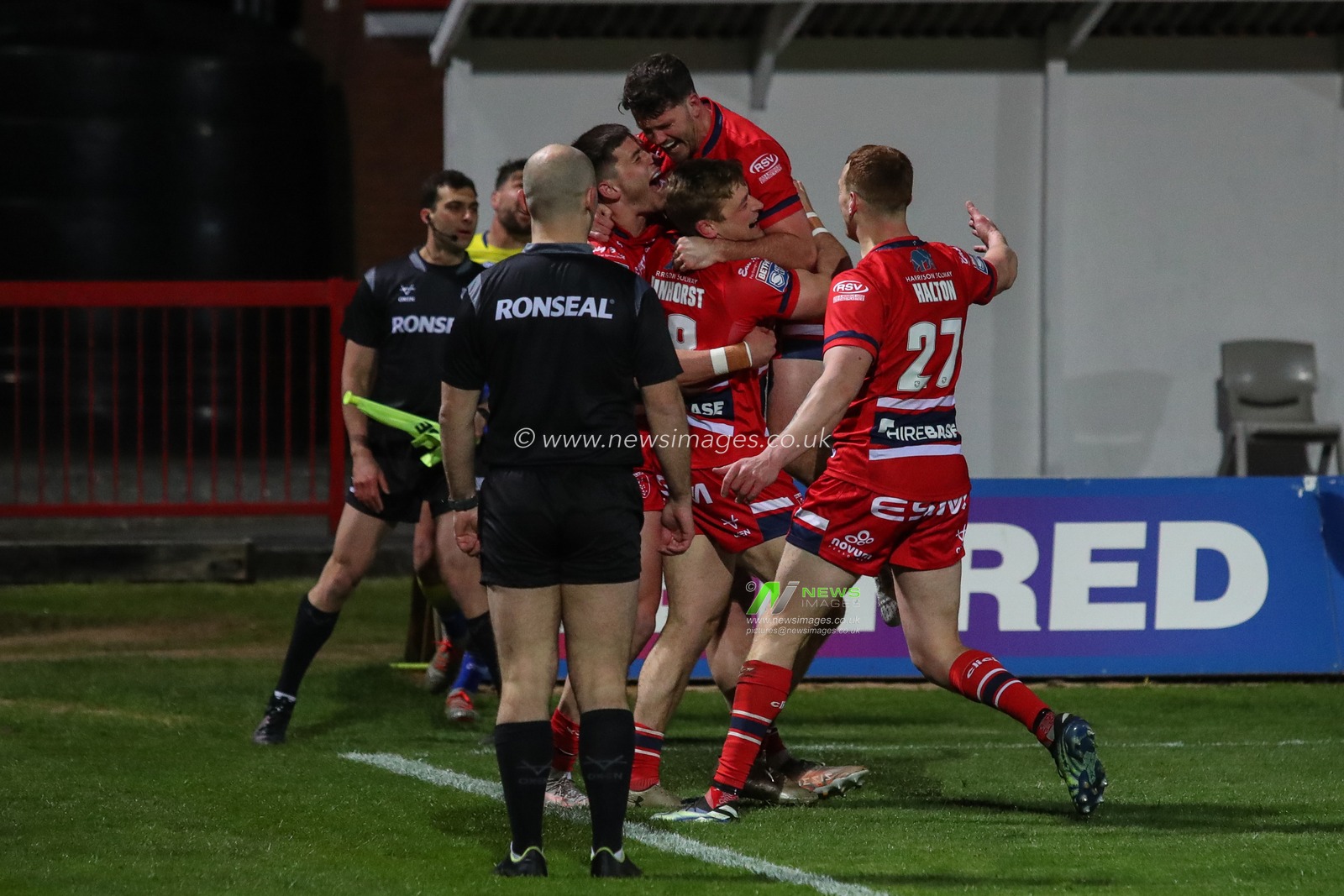 Jimmy Keinhorst #18 of Hull KR celebrates his try