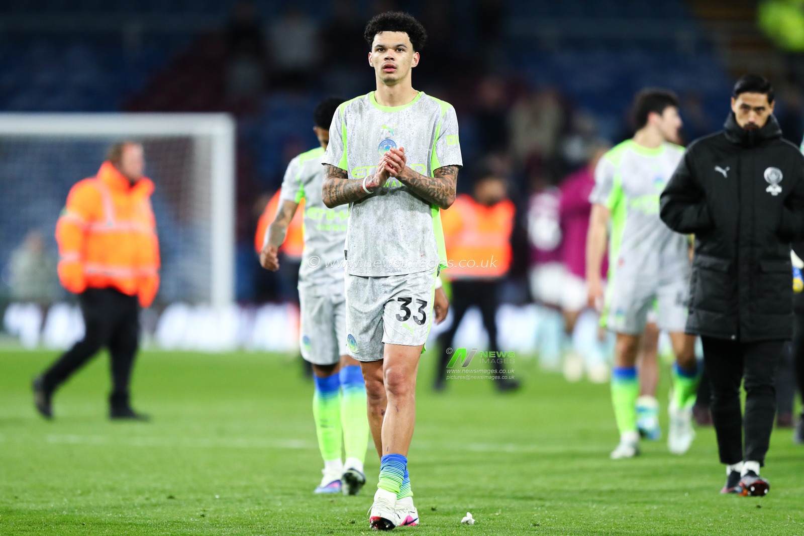Nico O'Reilly of Manchester City celebrates 0-1 win after the Premier League match Burnley vs Manchester City at Turf Moor, Burnley, United Kingdom on 22 April 2026

(Photo by Jorge Horsted/News Images)